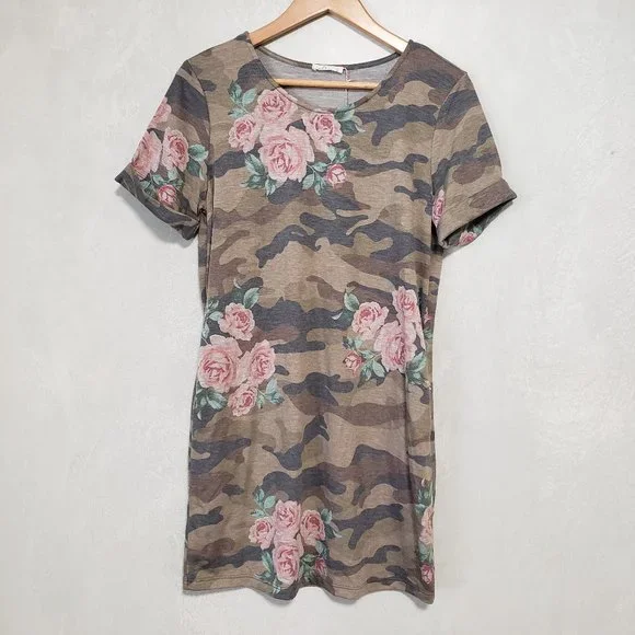 Dresses Boutique Eluna Green Camo Army Print Floral Rose Tshirt